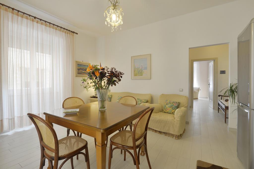 Boutique Home Santa Maria di Castellabate Ruang foto